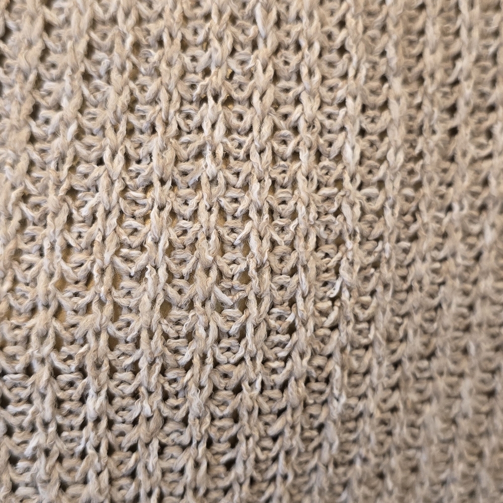 High-Low Sweater - Picture 4 of 7